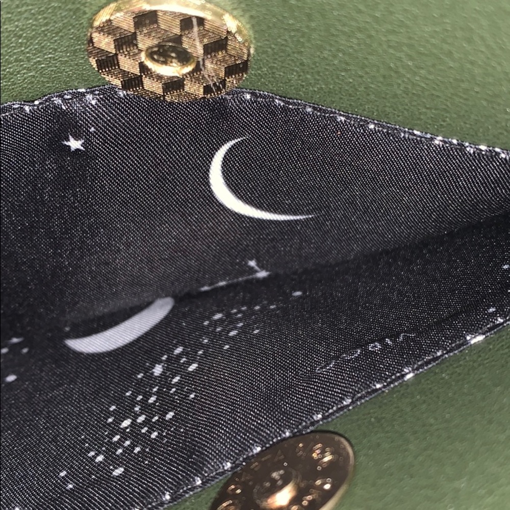 Vegan Zodiac Purse🌿🐻🦊🦁 - Picture 9 of 9